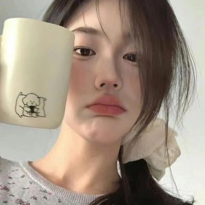 北极百货的秋乃小姐